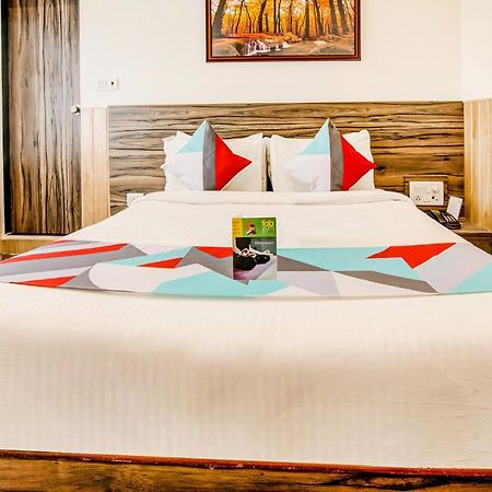 Fabexpress Terminus Square Hotell Mumbai Exteriör bild