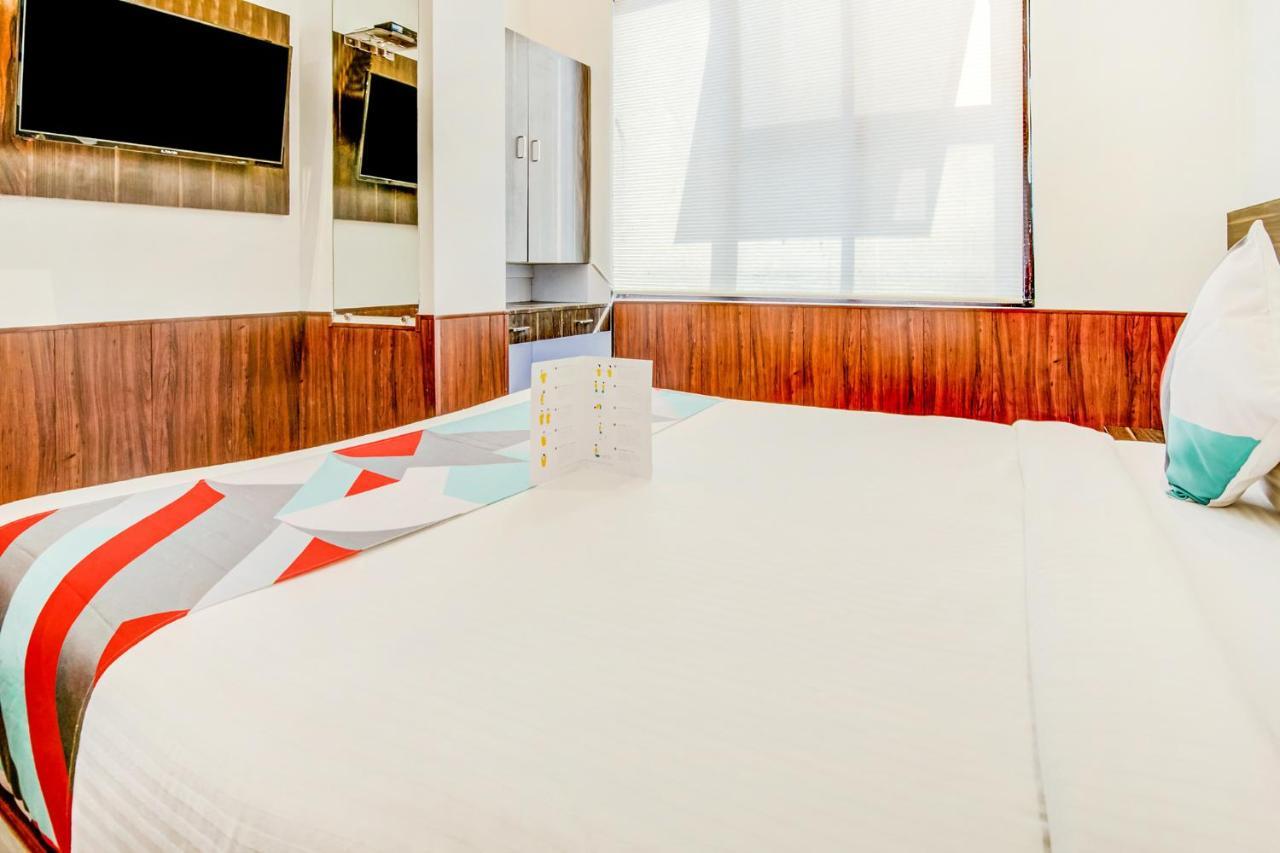 Fabexpress Terminus Square Hotell Mumbai Exteriör bild